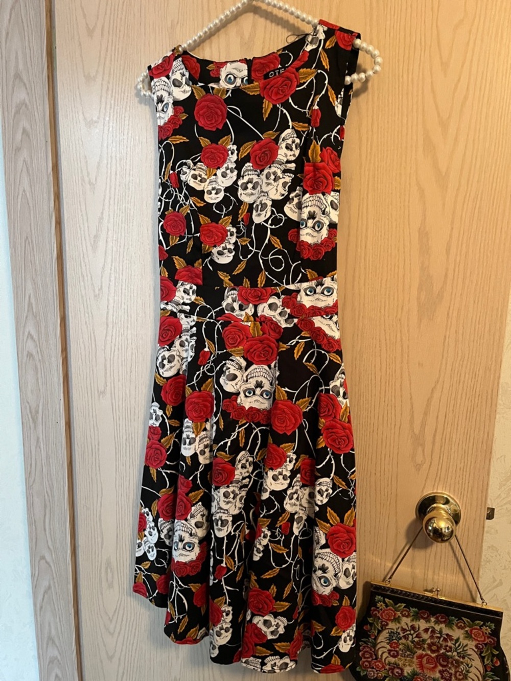 Oten Dress with Red Rose & Skull Print